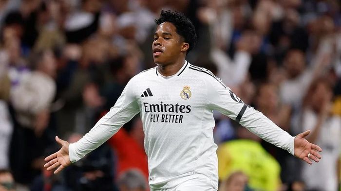 Liverpool nhòm ngó Endrick, Real Madrid quyết giữ tiền đạo Brazi