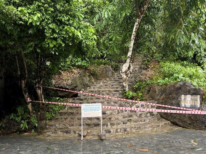 Những khu vực nguy hiểm đã được căng dây, cảnh báo khách du lịch không tự ý đi vào