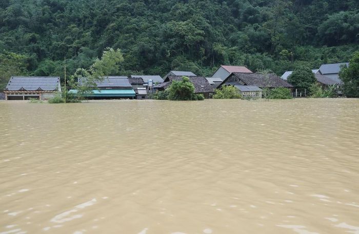 Vùng thấp, trũng của xã Tân Đoàn, tỉnh Lạng Sơn bị cô lập do cơn bão số 4. Ảnh: Anh Tuấn – TTXVN