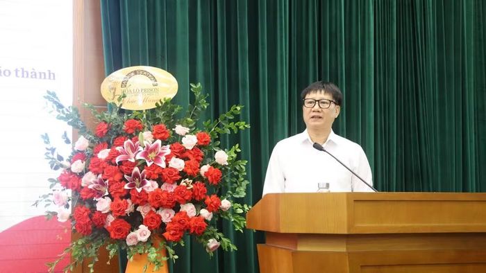 Đồng chí Phạm Văn Dương, đại diện Bảo tàng Đảng Cộng sản Việt Nam phát biểu tại hội thảo. (Ảnh: HẠNH NGUYỄN)