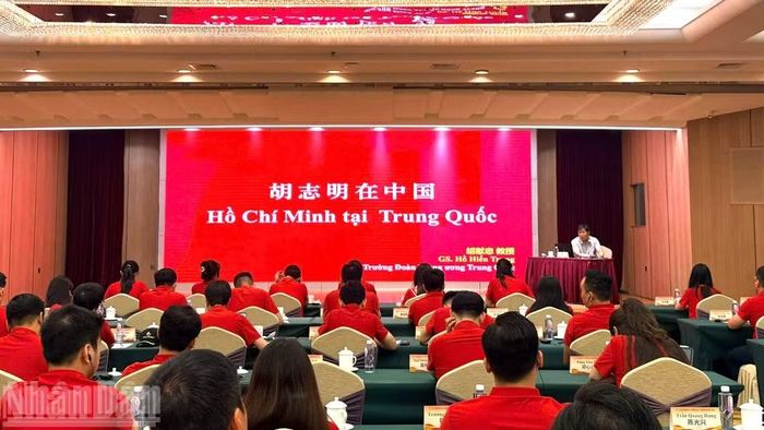 Toàn cảnh cuộc tọa đàm. (Ảnh: HỮU HƯNG)