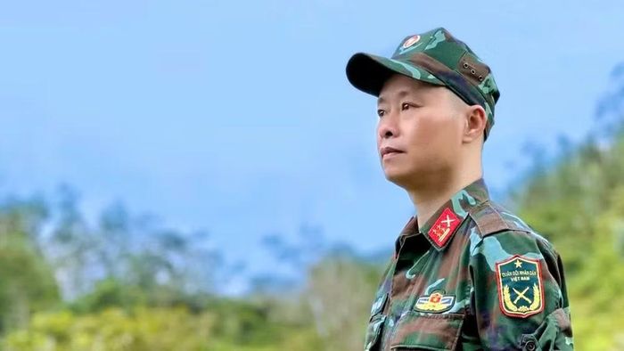 Nhạc sĩ An Hiếu là Đại tá, Phó Giám đốc Dàn nhạc Giao hưởng Quân đội, Trường đại học Văn hóa Nghệ thuật Quân đội. (Ảnh nhân vật cung cấp)