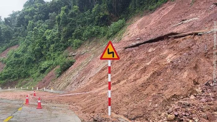 Sạt lở ta-luy dương tại phường Nguyễn Trãi, thành phố Hải Phòng. (Ảnh: Cục Đường bộ Việt Nam)