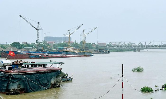 Mực nước trên sông Cầu dâng cao. Ảnh: Báo Bắc Ninh