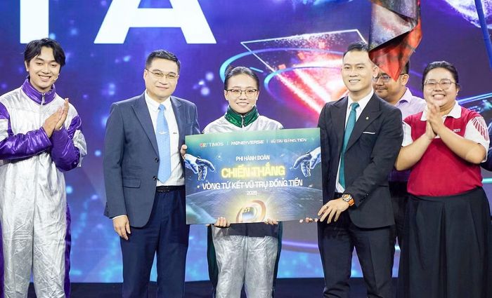 Quách Thiện Văn, sinh viên ĐH Quốc tế Hồng Bàng, vượt qua vòng thi cá nhân để trở thành thí sinh đầu tiên giành vé vào Bán kết ‘Vũ trụ đồng tiền’ mùa 3.