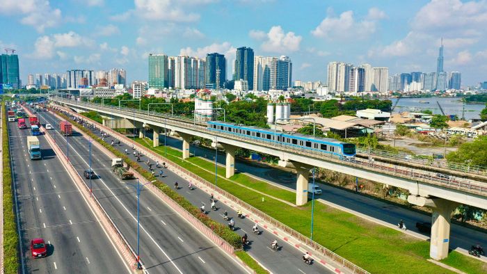 Metro số 1 đi qua khu vực phường Phước Long, kết nối hạ tầng giao thông và không gian đô thị phía Đông TPHCM (ẢNH: HOÀNG HÙNG)
