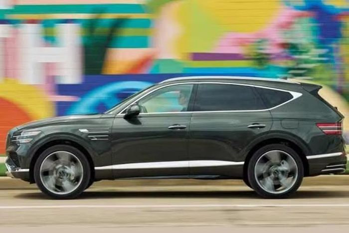 Hệ truyền động mới có cấu trúc tương tự các hệ thống hybrid được sử dụng trên Hyundai Palisade và Kia Telluride, với động cơ xăng 4 xi-lanh 2.5L tăng áp kết hợp một mô-tơ khởi động và một mô-tơ truyền động. Trong đó, mô-tơ chính vừa đảm nhiệm việc dẫn động, vừa thu hồi năng lượng khi giảm tốc.