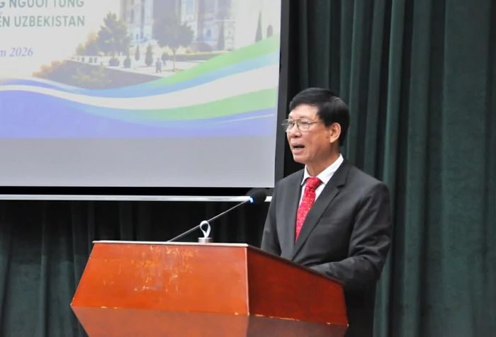 Chủ tịch Hội Hữu nghị Việt Nam-Uzbekistan Lại Ngọc Đoàn nhấn mạnh vai trò của đối ngoại nhân dân trong gìn giữ và vun đắp tình hữu nghị truyền thống giữa hai nước. (Ảnh: Trung Anh)