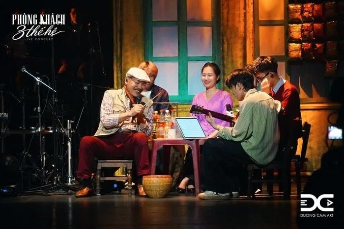 Một điểm cộng nổi bật ủa chương trình là phần thiết kế sân khấu và ánh sáng do đạo diễn Đặng Xuân Trường thực hiện. (Nguồn: BTC)