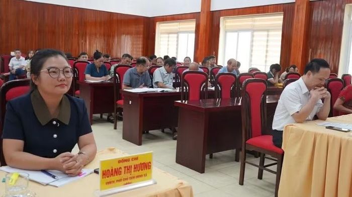 60 đại biểu là trưởng xóm, ban công tác mặt trận xóm xã Nguyên Bình tham gia học tập tuyên truyền, phổ biến giáo dục pháp luật