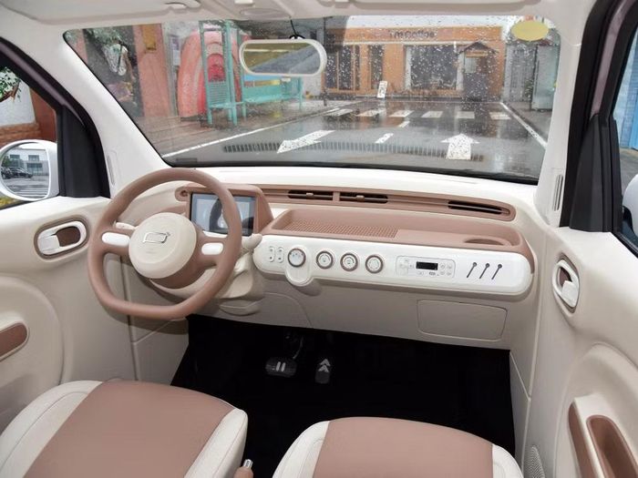 Thiết kế khoang lái của Bestune Xiaoma 222 - Ảnh: Autohome