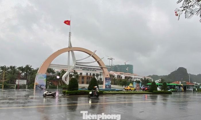 Khu trung tâm đảo Cát Bà, đặc khu Cát Hải, TP Hải Phòng.