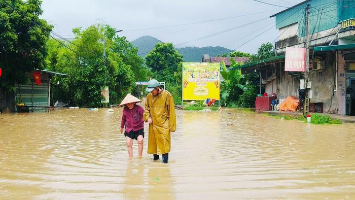 Mưa lũ khiến 80 hộ dân ở Bắc Ninh phải sơ tán khẩn cấp.
