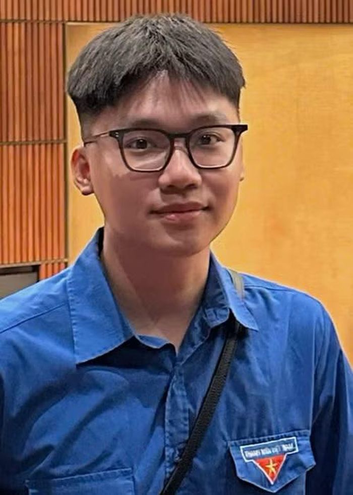 Anh Nguyễn Mạnh Hiếu.