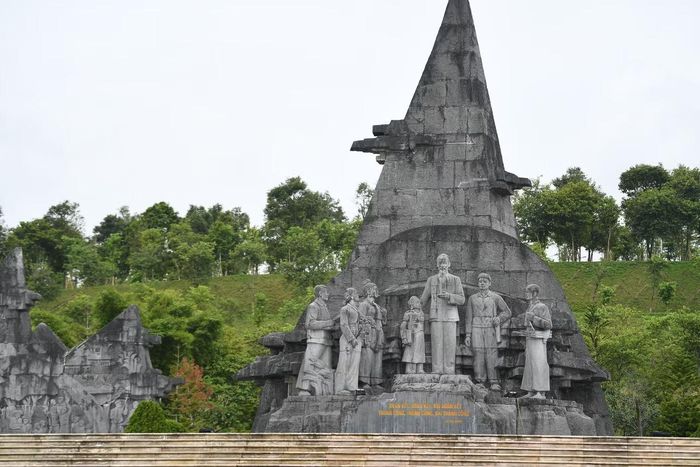 Hành trình của 53 thí sinh tại Lai Châu cũng góp phần đưa các giá trị văn hóa, cảnh sắc và con người địa phương đến gần hơn với công chúng trẻ, đồng thời trở thành một dấu ấn đặc biệt ở Hoa hậu Việt Nam 2026.