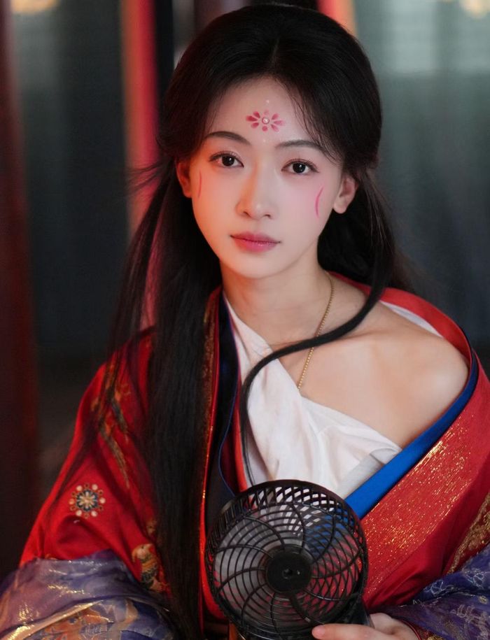 Phim Trung Quốc nội dung thiếu mới mẻ. Các diễn viên đóng nhiều vai giống nhau.