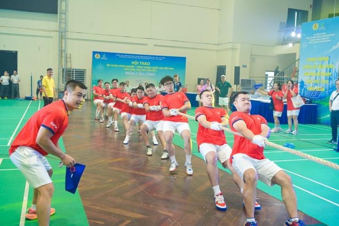Các đội thi môn kéo co