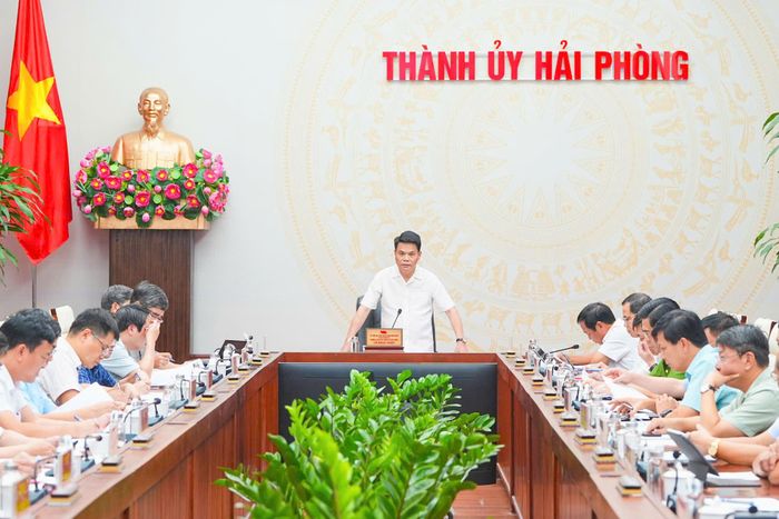 Bí thư Thành ủy Hải Phòng yêu cầu đưa 5 dự án, công trình giao thông vào diện theo dõi, giám sát đặc biệt, kiểm điểm hàng tuần và báo cáo Thường trực Thành ủy.