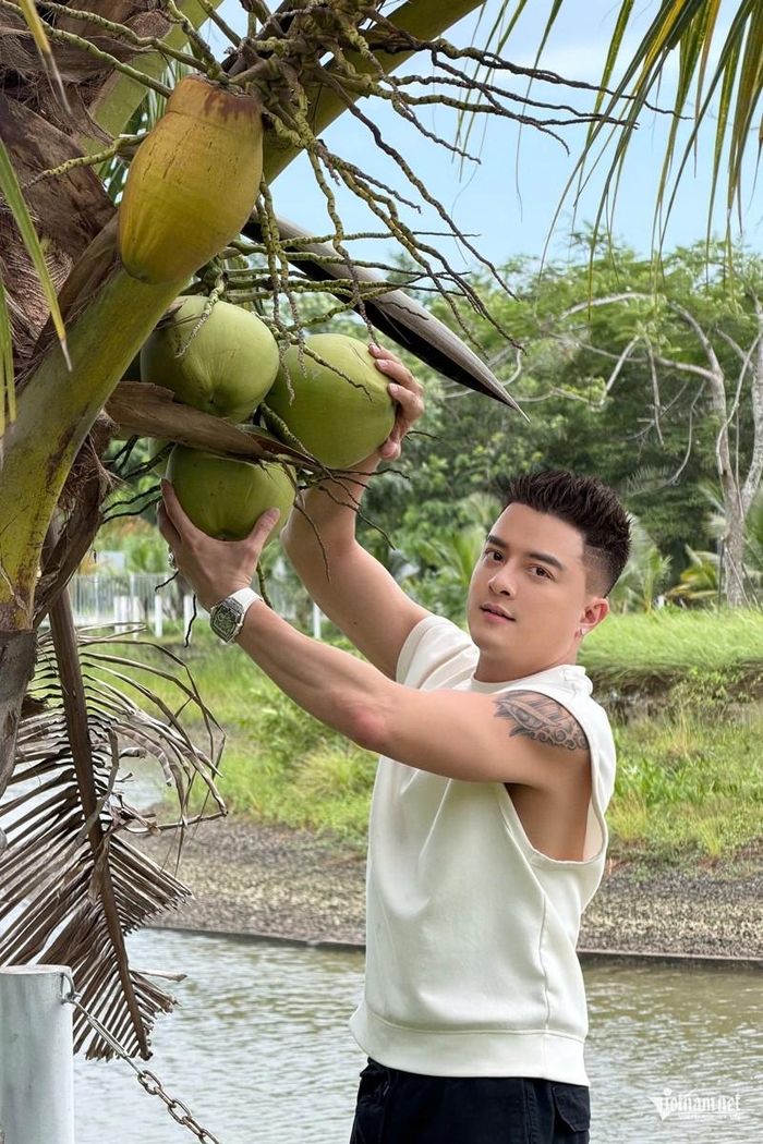 Cao Thái Sơn và con trai Cao Thái Minh 