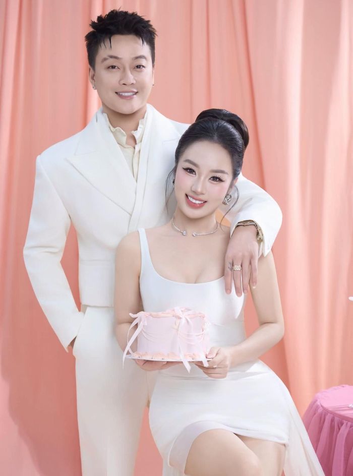 Ca sĩ TiTi (HKT) thấy mình thay đổi tích cực từ khi làm chồng.