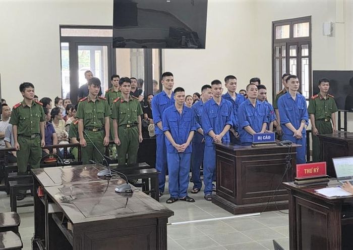 Các bị cáo tại phiên tòa.