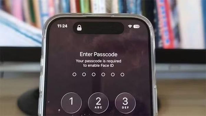  Tạm thời vô hiệu hóa Face ID để bảo mật tốt hơn. 