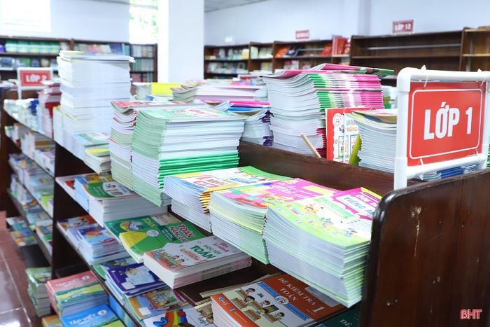 Công ty CP Sách - Thiết bị trường học Hà Tĩnh phụ trách cung ứng cho các nhà trường khu vực phía nam của tỉnh.