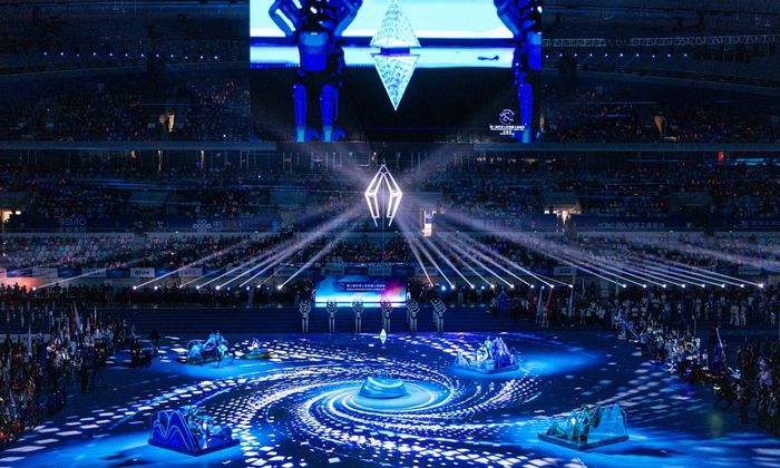 "Zhixin" - biểu tượng chip trí tuệ được ví như ngọn đuốc Olympic - trong lễ khai mạc Thế vận hội Robot hình người thế giới lần thứ hai tại Bắc Kinh ngày 22/8/2026. Ảnh: Global Times