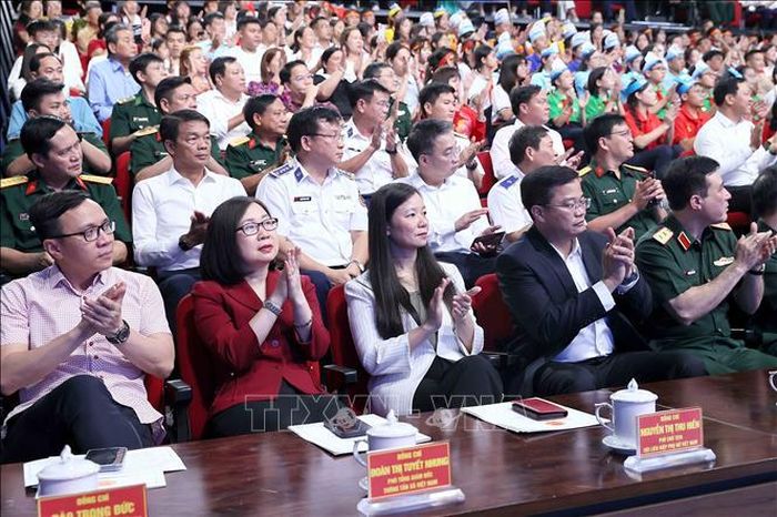 Các đại biểu tham dự chương trình. Ảnh: An Đăng/TTXVN