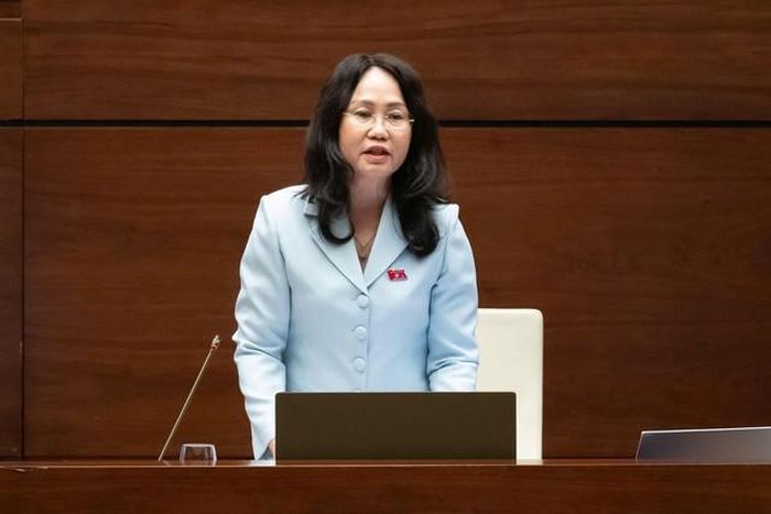 Bộ trưởng Bộ Văn hoá, Thể thao và Du lịch Lâm Thị Phương Thanh (Ảnh: Media Quốc hội).