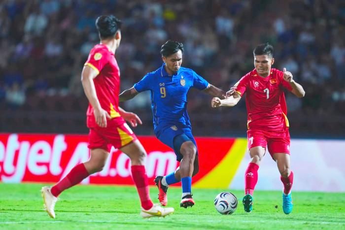 Thái Lan đã thua Việt Nam 0-2. Ảnh: FAT