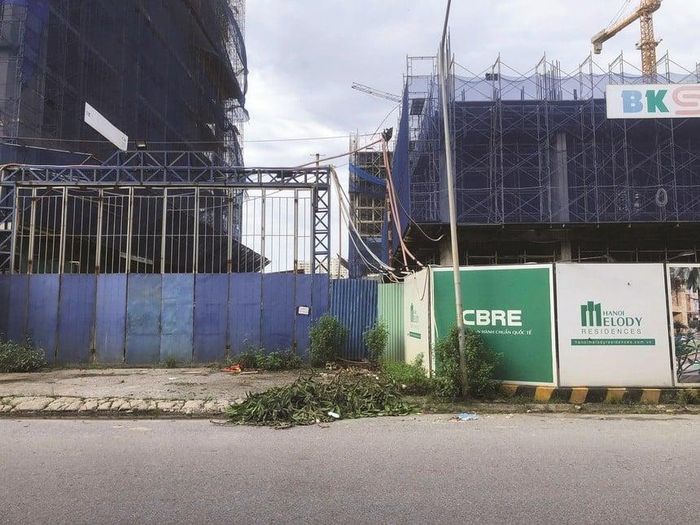 Hanoi Melody Residence là một trong những dự án "treo" điển hình vì bài toán pháp lý và năng lực tài chính yếu kém của chủ đầu tư. Ảnh: DM