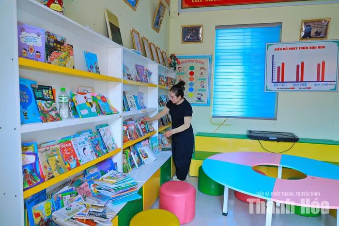 Thiết bị dạy học được chuẩn bị chu đáo để đón học sinh.