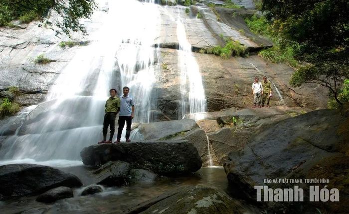 Thác Thiên Thủy - tiềm năng phát triển du lịch.