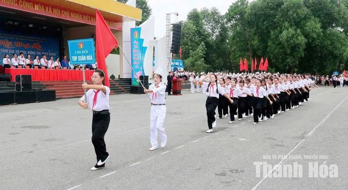 Phần thi nghi thức đội của thanh, thiếu nhi phường Tĩnh Gia Ảnh: Đoàn phường Tĩnh Gia cung cấp