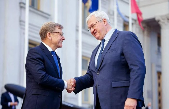 Ngoại trưởng Đức Johann Wadephul và Ngoại trưởng Ukraine Andrii Sybiha gặp nhau tại Kiev ngày 22/8. Ảnh: DW.