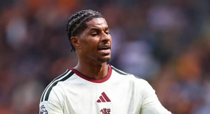 Rashford thi đấu tích cực trước Hull City. Ảnh: Getty.