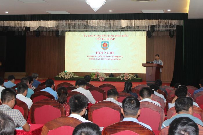 Quang cảnh lớp tập huấn.