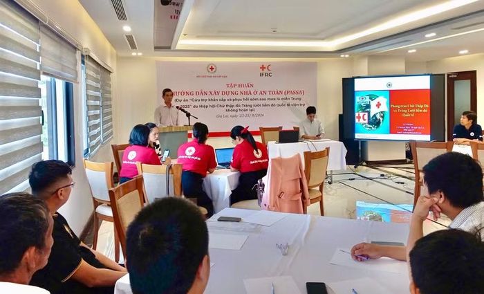  Quang cảnh lớp tập huấn. Ảnh: ĐVCC 