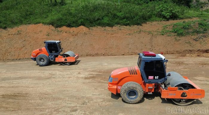 Nhà thầu huy động tối đa nhân lực, phương tiện đẩy nhanh tiến độ.