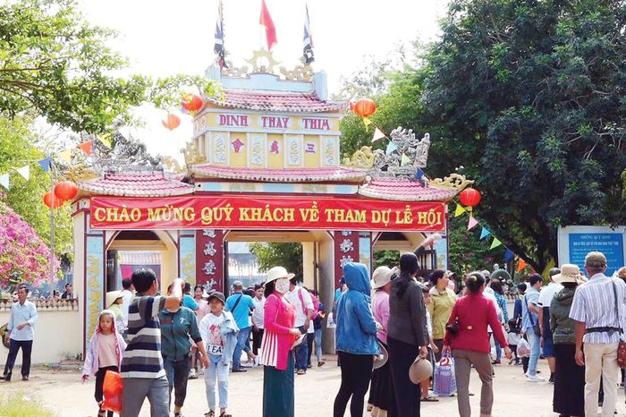 Lễ hội Dinh Thầy Thím là điểm nhấn văn hóa - tín ngưỡng đặc sắc của người dân vùng biển