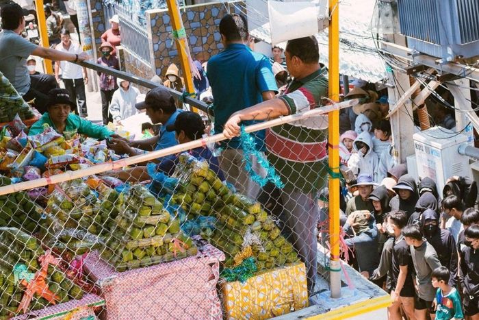 Sau Tết Nguyên đán, lễ hội Thanh Minh là ngày lễ lớn thứ 2 của ngư dân vùng biển xứ Duồng
