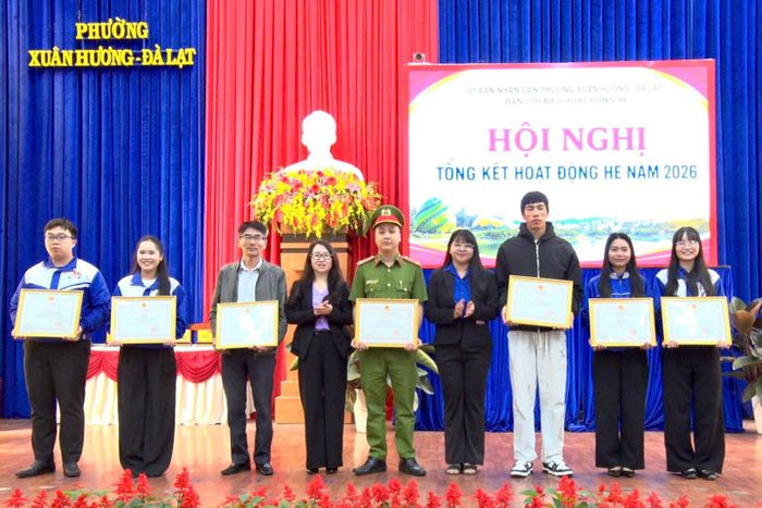 Phường Xuân Hương - Đà Lạt biểu dương, khen thưởng 15 tập thể và 22 cá nhân