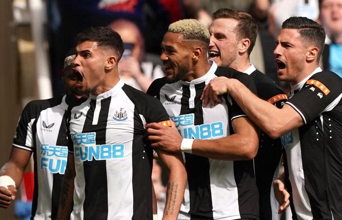 Newcastle chia tay loạt trụ cột sau mùa giải 2025-2026.