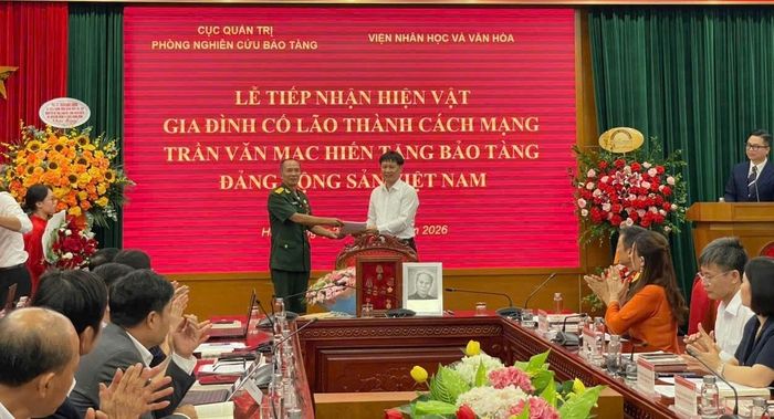 Hội thảo khoa học “Trần Văn Mạc - Chứng nhân dòng chảy lịch sử”.