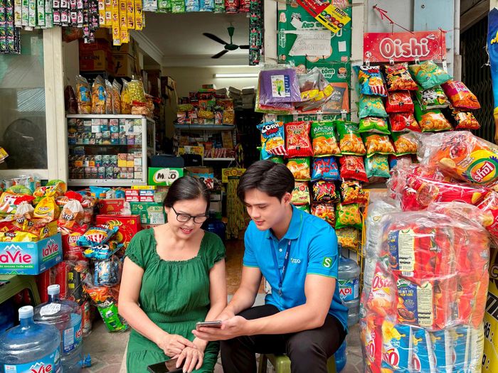 Sapo có nhiều giải pháp phần mềm và sẵn sàng hỗ trợ, hướng dẫn các hộ kinh doanh, doanh nghiệp sử dụng. Ảnh: Khắc Kiên