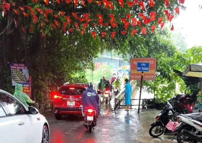 Cầu Đại Thành. Ảnh: PV