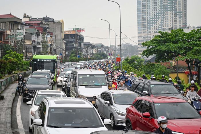 Thành phố Hà Nội vừa có Quyết định phê duyệt Đồ án Thiết kế đô thị riêng tỷ lệ 1/500 đối với tuyến đường Trần Nhật Duật - Trần Quang Khải - Trần Khánh Dư, thuộc địa bàn các phường Hoàn Kiếm, Cửa Nam và Hồng Hà.