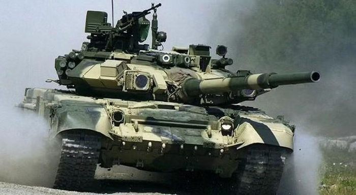 Một trong những thay đổi đáng chú ý là hệ thống điều khiển hỏa lực được cải tiến, giúp kíp xe phát hiện và giao chiến với mục tiêu hiệu quả hơn.
