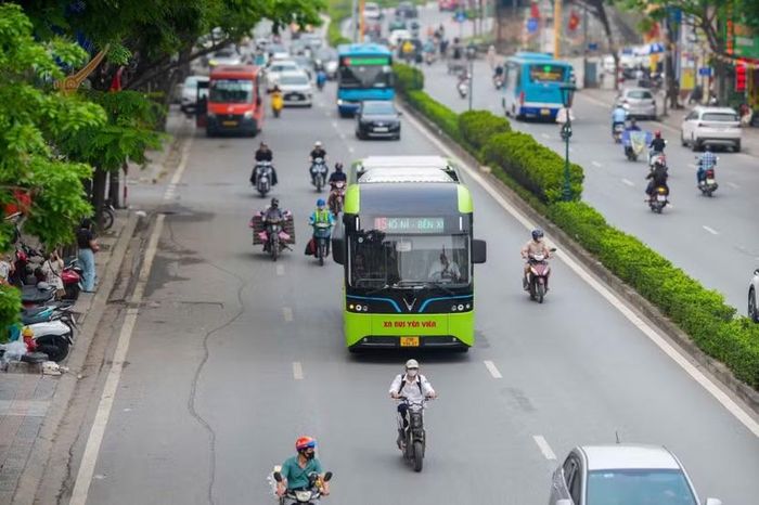 Xe buýt Hà Nội khai thác bình thường trong kỳ nghỉ Lễ Quốc khánh 2/9